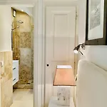 Appartamento Charmante Im Historischen Zentrum By Interhome Saint-Tropez