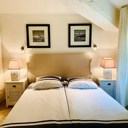 Apartment Charmante Im Historischen Zentrum By Interhome Saint-Tropez