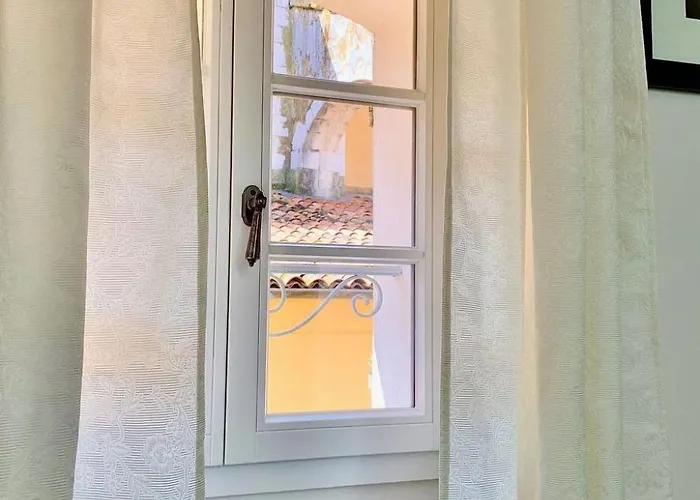 Apartment Charmante Im Historischen Zentrum By Interhome