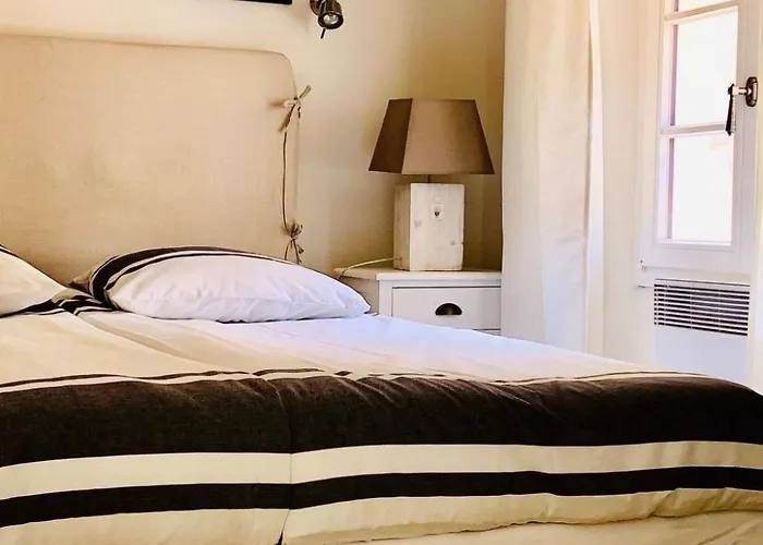 Charmante Im Historischen Zentrum By Interhome Apartment *