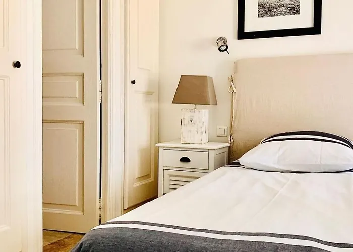 Charmante Im Historischen Zentrum By Interhome *