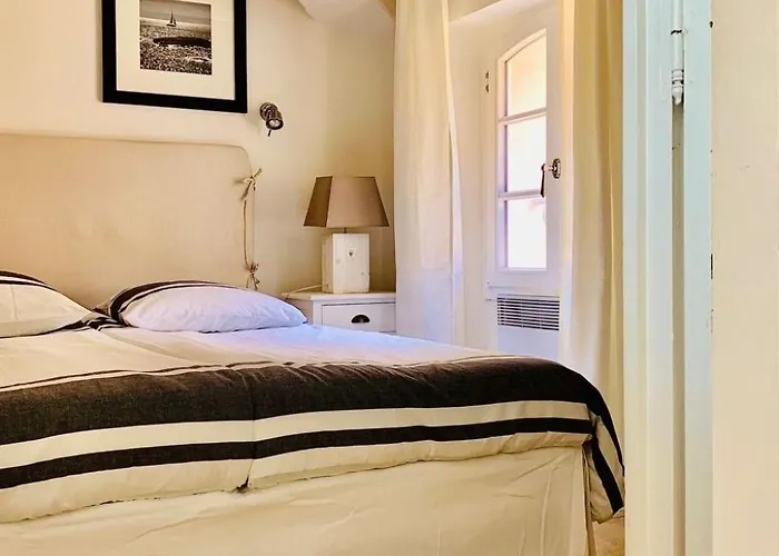 Charmante Im Historischen Zentrum By Interhome Apartment *