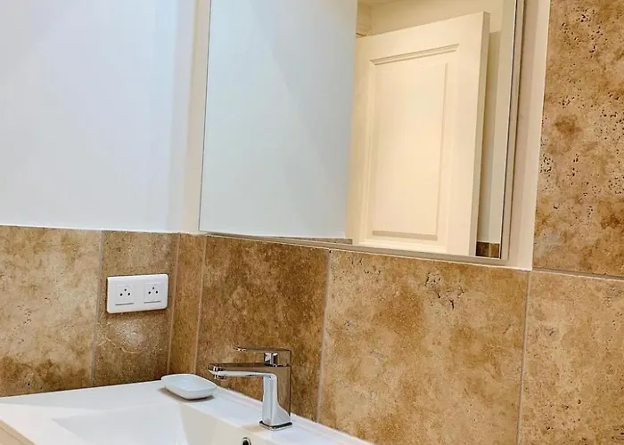 Charmante Im Historischen Zentrum By Interhome Apartment